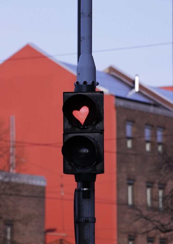 traffic light, heart traffic light, traffic light with heart-4097537.jpg